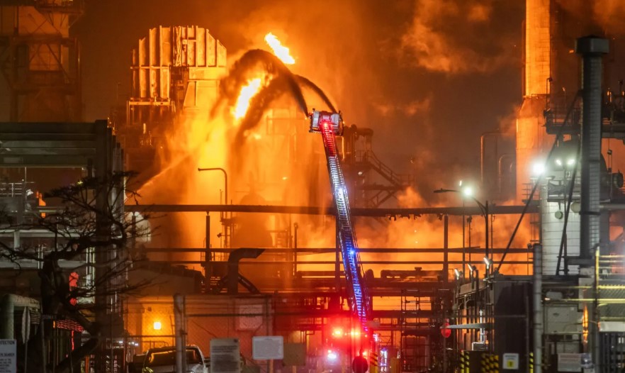 Refinery Fire California