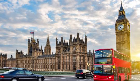 UK care assistant jobs with visa sponsorship