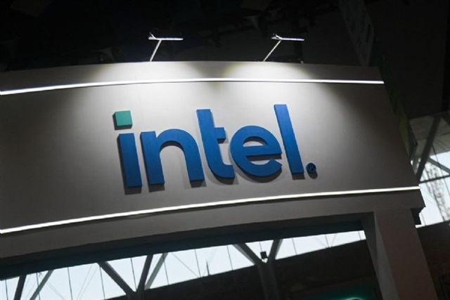 Intel semiconductor foundry and chip production illustration