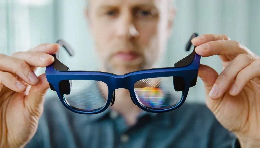 Schott Lumus Waveguide Technology
