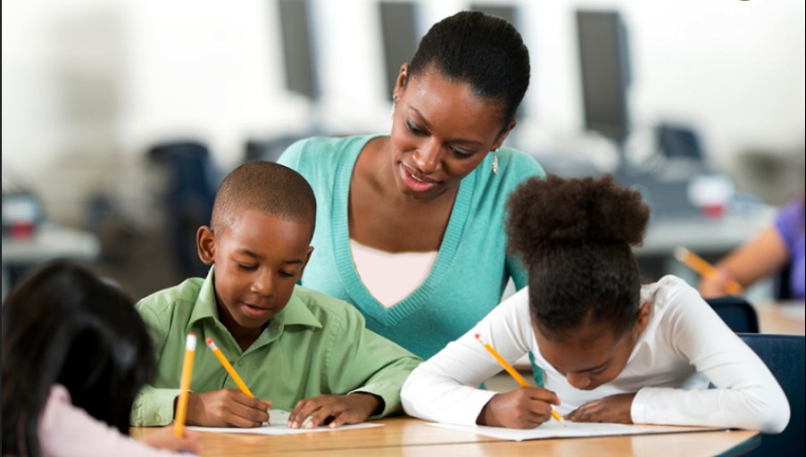 Home Tutoring vs After School Lessons