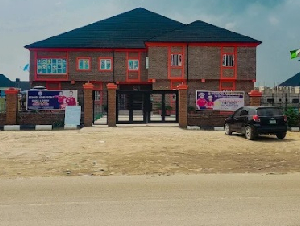 EDEL MONTESSORI SCHOOL