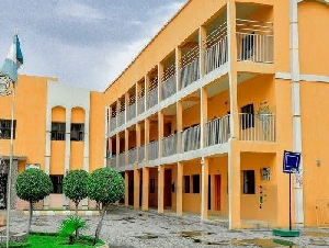 Khadija Memorial College