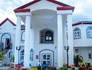 Millie's British International School