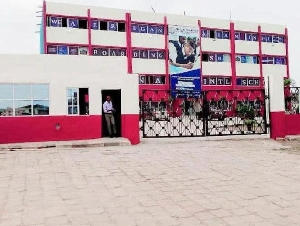  Reegan Canadian International School